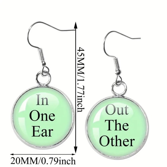 Pink earrings - Picture 2 of 2